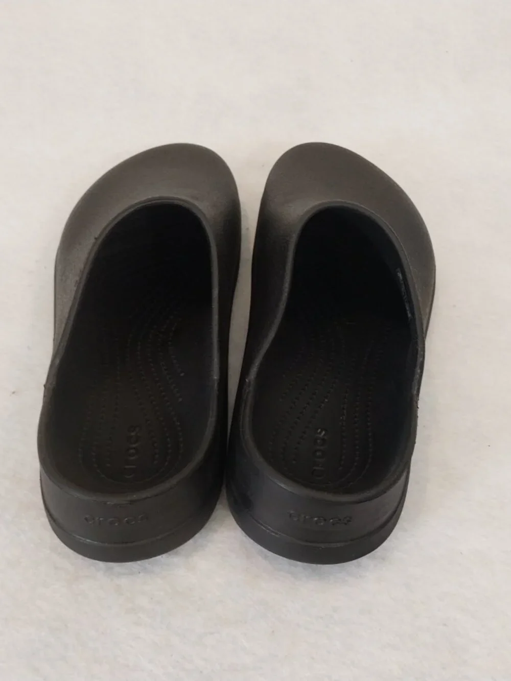 CROCS Black Clogs Mens 10 Womens 11 DYLAN Slip On Mules Comfort Slides 209366